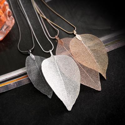 China New CLASSIC Sweater Coat Necklace For Women Necklaces Pendants Big Leaves Sweater Chain Statement Jewelry Gift for sale