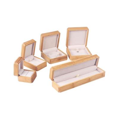 China Handmade High Quality Custom Jewelry Gift Storage Natural Wooden Packing Box for sale