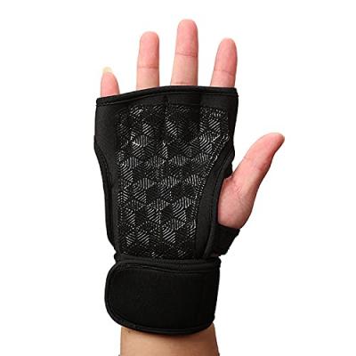 China Unisex Half-Finger Sports Men's Equipment Training Wrist Guards Thin Section Breathable Non-Slip Wear-Resistant Fitness Gloves for sale