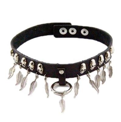 China Non-mainstream European and American punk rock skull feather neck band necklace hot selling leather jewelry for sale