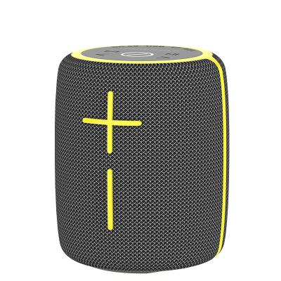 China No Outdoor Waterproof Subwoofer Speaker P25 Wireless Portable Speaker TWS With AUX Sound Box. TF USB FM radio for sale