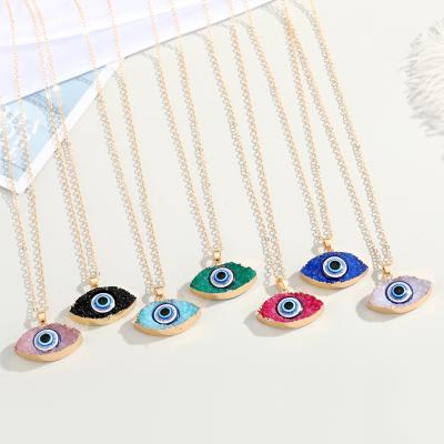 China Hot Sale Hiphop Jewelry Alloy Crystal Luck Resin Devil Eye Necklace With Clavicle Chain For Women for sale