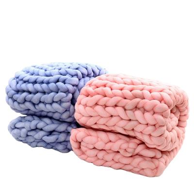 China Weighted Chenille Chunky Knitted Blanket Weaving Blanket Anti-Static Baby Use Knit Blanket for sale