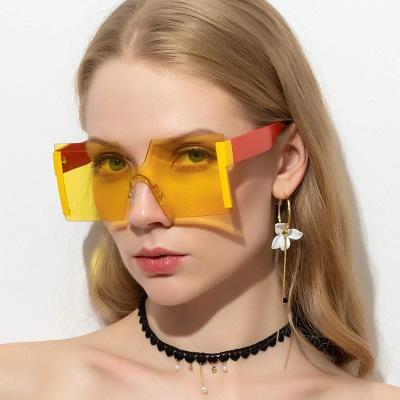 China Fashion Sunglasses 2021 Fashion Women Ladies Oversized Square Sunglasses Big Frame Cool High Quality Glass Hot Sale for sale