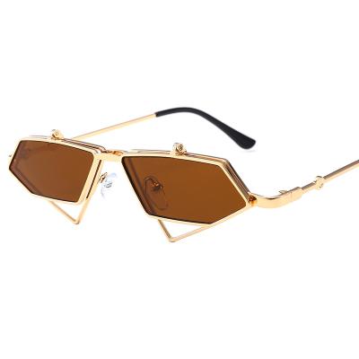 China Fashion Sunglasses 2021 New Arrival Metal Frame Metal Frame Triangle Red Sun Glasses Steampunk Flip Up Sunglasses Men Vintage Gold For Women for sale