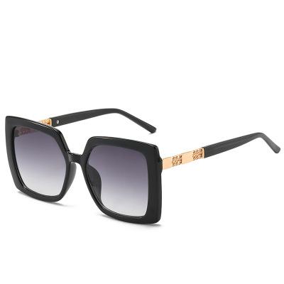 China Fashion sunglasses 2021 new square frame sunglasses European and American sensitive ladies shape sunglasses for sale