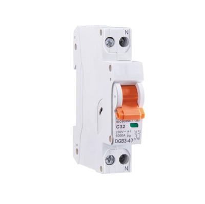 China 32 Amp Mcb Miniature Circuit Breaker Electrical PA66 Protection For Residential And Commercial for sale