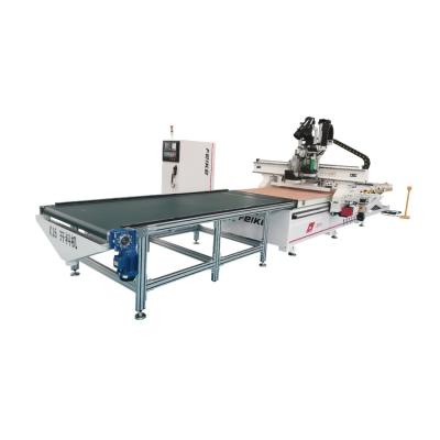 China Building Material Shops Kitchen Cabinet Doors Automatic CNC Router TTC Machine Changing CNC Woodworking Machine for sale