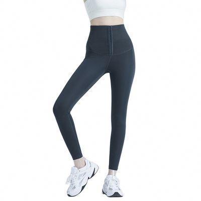 China Uniooo Breathable Black And White Sports Suit Yoga Sets For Women Yoga Bralette And Leggings Use Seamless Sportswear Set Pockets for sale