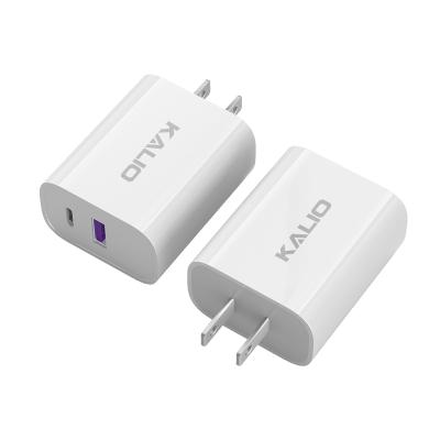 China 20W Mobile Phone Wall Phone Dual Port Charger with TYPE-C QC 3.0 USB PD Fast Charger for iPhone Smart Phones for sale