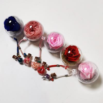 China 2022 New Gift Hot Sale Concept 5cm Pendant Head Chain Ball Made Of Real Preserved Rose Flower Head And Petals for sale