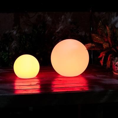 China Garden fashion design RGB color led ball light, decorating night club led ball for sale