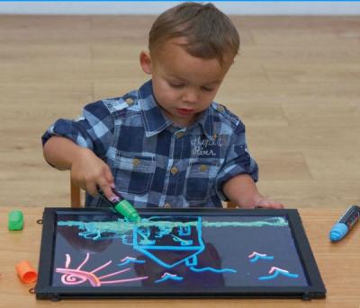 China Outdoor PE Plastic Kids Drawing Board/Rewritable Drawing Board/LED Electronic Product for sale