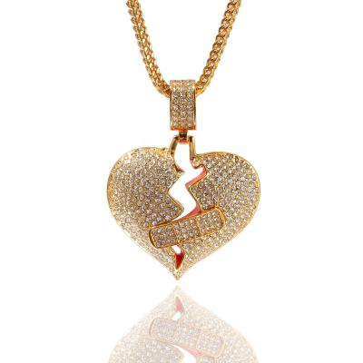 China Copper With Rhinestone Shiny Material New Men Hip Hop Iced Out Bling Broken Heart Bandage Pendant Necklaces Fashion Charm Pendants Necklace for sale