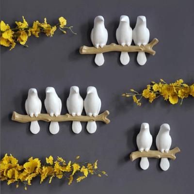 China Europe Resin Wall Mount White Bird Wall Hanging Decor Modern Home Decoration for sale