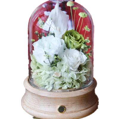 China Wedding Celebration Valentine's Day Wholesale Gifts Best Preserved Beautiful Selling Gift Eternal Lasting Fresh Rose Preserved Flower In Glass Dome for sale