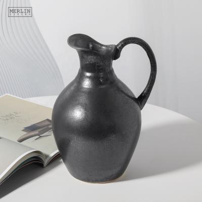 China MERLIN Style Porcelain Table Top Jug Vase Minimalist Metal Black Rusty Vase Modern Ceramic Retro Pitcher American Jug Vase For Home Decor for sale