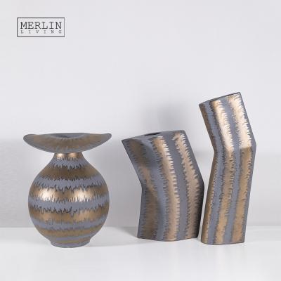 China MERLIN Industrial Metal Glazed Vase Unique Tall Vase Ceramic Wholesale Modern Metallic Decorative Vase Design Decoration With Home Decor for sale