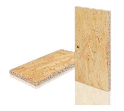 China Tabla orientada OSB2 de tres capas con pino radiado 2745 mm de longitud para el panel de carga en venta