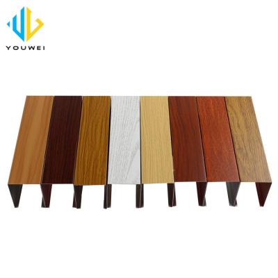 China Artistic Ceilings Wood Grain Finish Metal Partition Aluminum U Shaped Ceiling For Lobby for sale