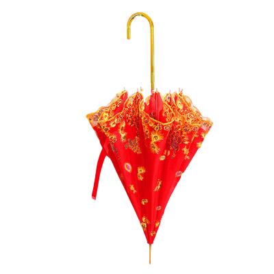 China Wholesale China Supplier CLASSIC Red Lace Edge Wedding Umbrella Bride Marry Umbrella for sale