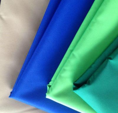 China Wholesale Price 100% Polyester Color Taffeta Waterproof Bright Shiny Woven Lining Fabric for sale