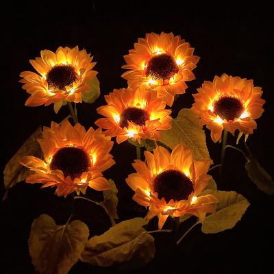 China Garden 2 Pcs Garden Decoration Holiday Lighting Sunflower Shaped Solar Led Lights for sale