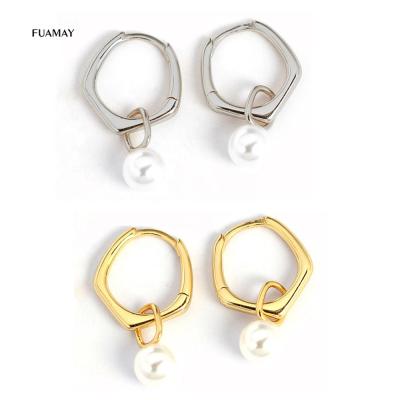 China FUAMAY Guangzhou Shenzhen CLASSIC White Freshwater Pearl Jewelry Geometric Round Circle Earrings for sale