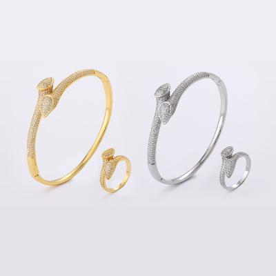 China FASHIONABLE luxury unique white brass gold plated jewelry 18/22K Zircon bracelet jewelry set woman pear shape rings jewelry for sale