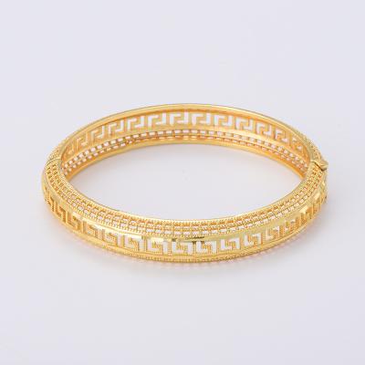 China Best Selling FASHIONABLE Dubai 22K Geometric Tasty Gold Plated Bangles Ladies Weddings Bangles JH Shape Bracelets for sale