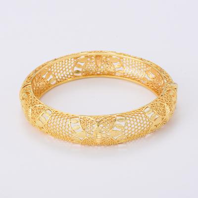 China Wholesale Price FASHIONABLE Brass Bangles Unique JH Shape Wedding Bracelets For Women 14/18K Gold Plated Bracelets for sale