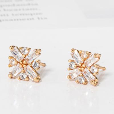 China JH TRENDY Emerald Vintage Inspired Wedding Bridal Birthstone Stud Earrings For Women Destiny Jewelry Earring Bridal Women Stud Earring for sale