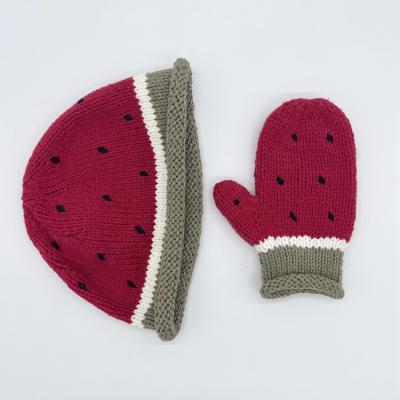 China Keep Watermelon Winter Warm Cute Outdoor Thick Cold Protection Hand Knitted Gloves for sale