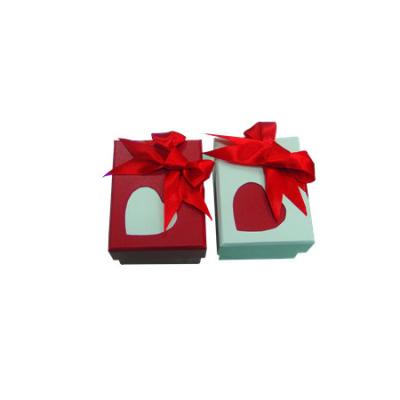 China Handmade JEWELRY BOX WITH RIBBON wholesale elegant jewelry heart shape ring box earring paper box with ribbon on top for sale