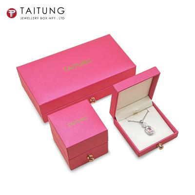 China Sustainable High Quality New Product Recycled Materials Pink Silk Jewelry Famale Paper Boxes for sale