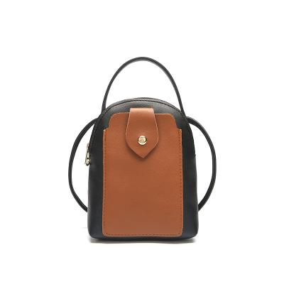 China 2022 Fashion Women's PU Bags Women's Luxury Waterproof Leather Ladies Bags Wholesale Woman Design Backpack School Kids Bag for sale