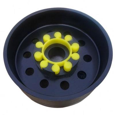 China Pump system good performance forged steel plum shape elastic spider adding to brakewheel for sale