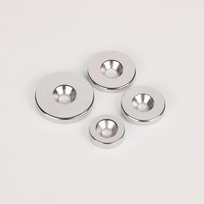 China Industrial magnet super strong magnet n35 n42 n50 n52 neodymium round base magnet with countersunk hole for sale