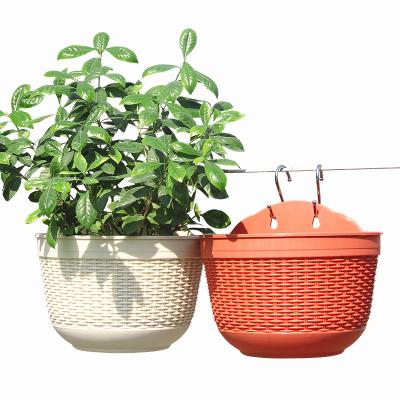 China Modern Creative Imitation Rattan Plant Pots Wall Hanging Balcony Eco-friendly Plastic Pot for sale