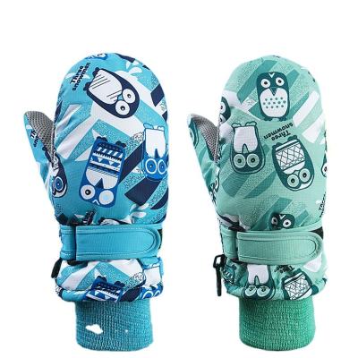 China 2022 Innovative Anti-slip Windproof Waterproof Products Kids Waterproof Touch Screen Motorcycle/Non-slip Skiing/Sports Kids Cute Gloves for sale