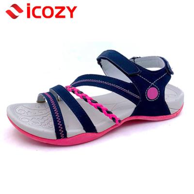 China 2021 latest designs wanita sandals women summer ladies breathable flat shoes women sendal lastest sendal for sale