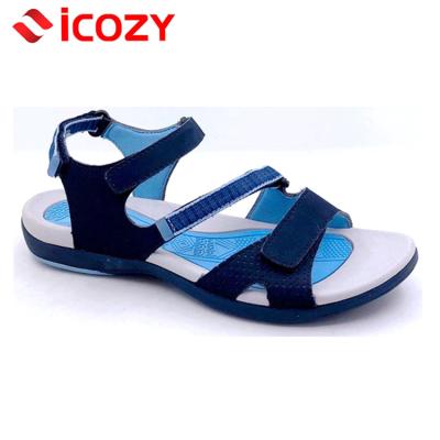 China Latest Rubber Casual Ladies Flat Beach Sandals Women for sale