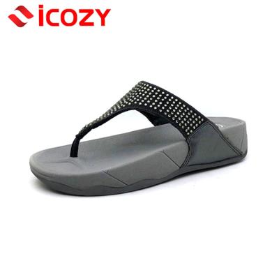 China Sleaper 2021 fashion trend new arrival fancy pu women slipper flat for women zapatos agua for sale