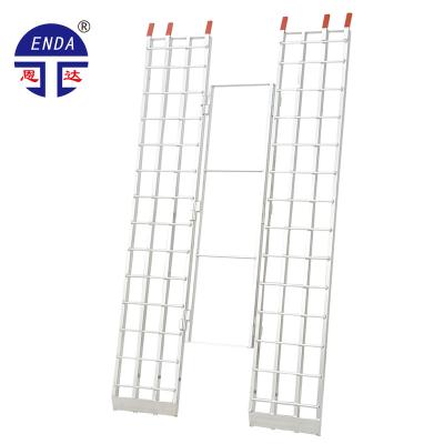 China Constructed of 6061/T6 Aluminum Gauge Up-Fold Aluminum Loading Ramp Ramps Portable Ramp for Disabled Car Ramp for sale