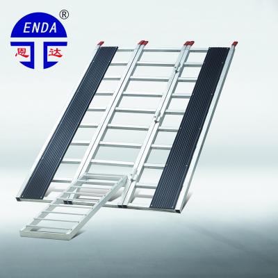 China mobile car loading edge snowmobile portable rubber pad triple folding aluminum loading ramp unfolded 175*113cm; 175*39.4cm folded for sale