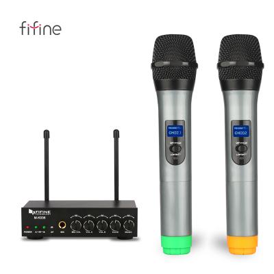 China Perfect Dual Channel Karaoke Wireless Microphone Handheld Microphone Fifine UHF Noise Wireless Microphone System For Conference Speech Party for sale