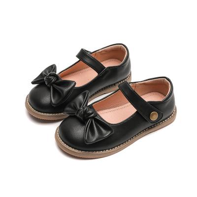 China EVERGREEN Toddler Shoes Kids Rubber Mary Jane Leather Girl Shoes for sale