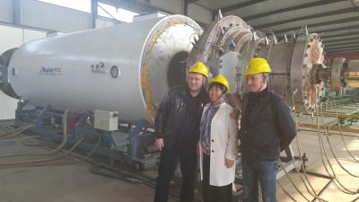 China Productielijn voor HDPE-plastiekbuizen voor grote golvende buizen Te koop