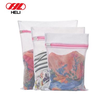 China Traditional Heli Durable White Large Mesh Laundry Wash Bag For Travel for sale