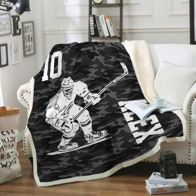 China Custom Anti-Static Luxury Super Soft Anime Microfiber Shear Sherpa Baby Blanket Sublimation Print Polyester Throw Blanket for sale